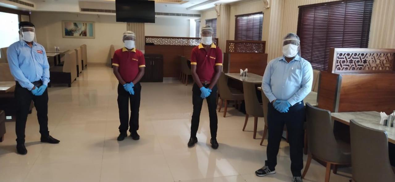Hotel Grand Gayathri Khammam Exteriör bild